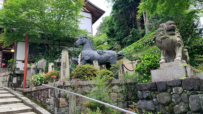 境内:動物たち