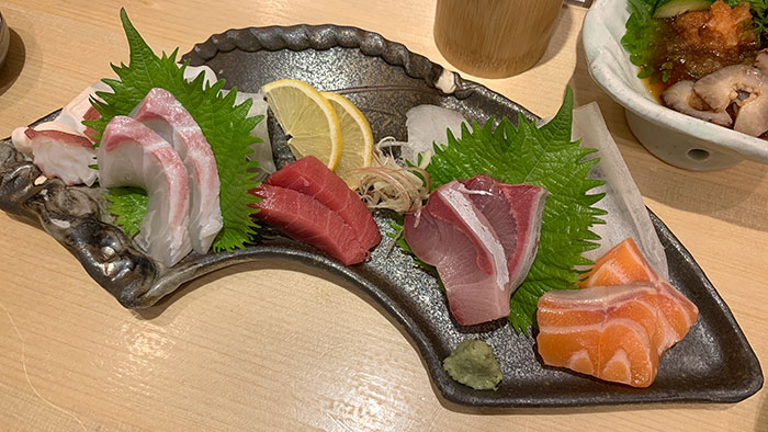 刺身の盛り合わせ