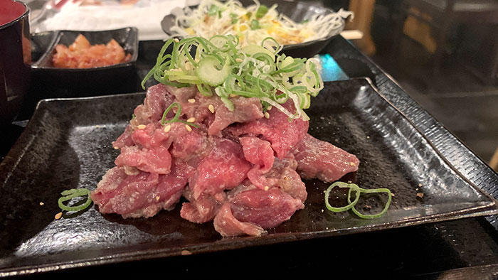 スジタン