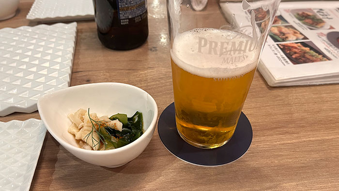 瓶ビールとお通し