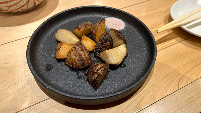 里芋の素揚げ