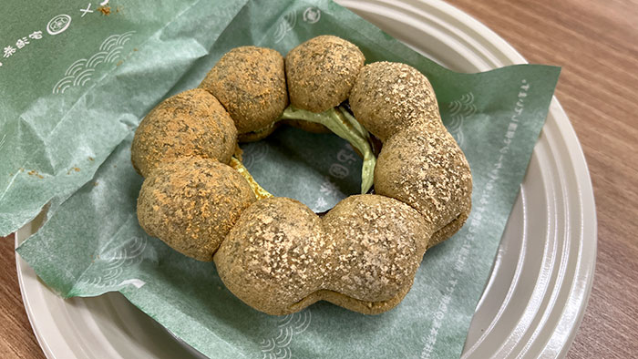 ポン・デ・宇治抹茶 黒糖わらびもち