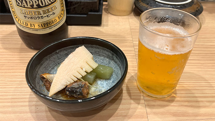 瓶ビールと付き出し