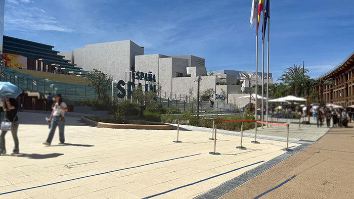 スペインパビリオンの入り口付近