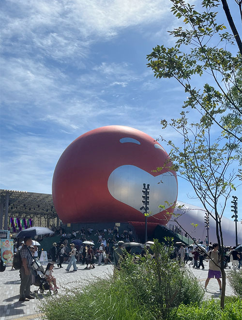 よしもとwaraiimyraii館：外観