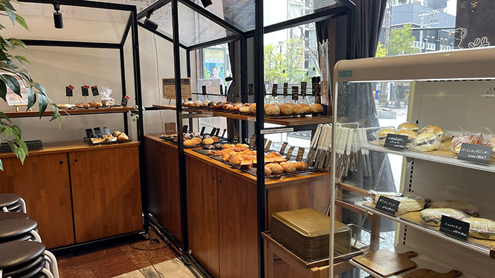 テイクアウト用のパン