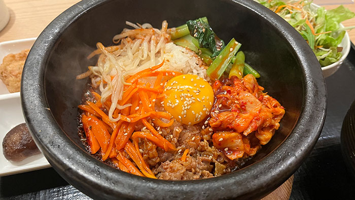 石焼ビビンバ