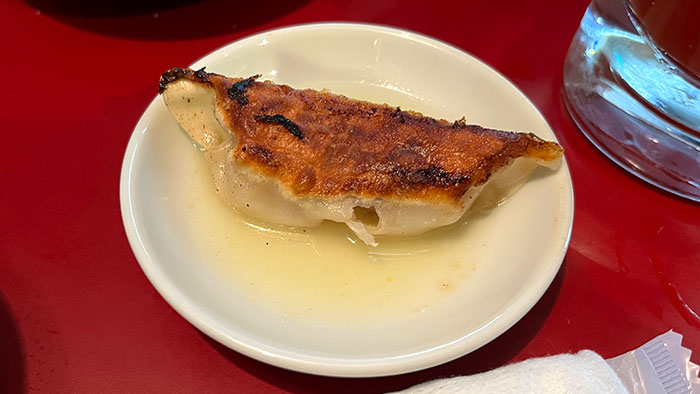 すだちと焼き餃子