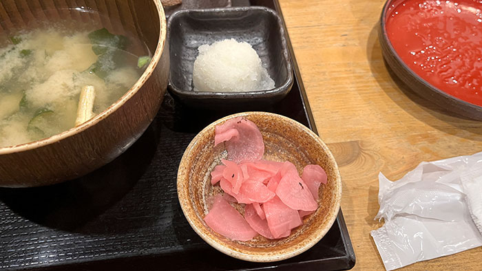 付け合わせ:大根おろし・漬物